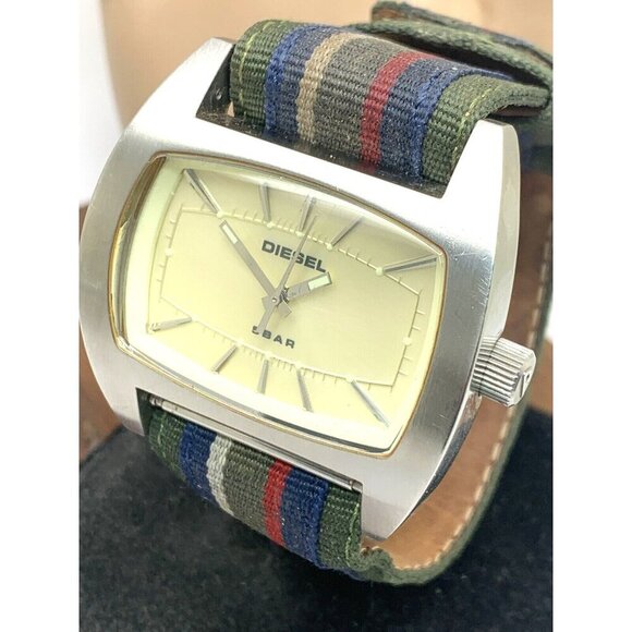 Diesel Men's Watch DZ2060 Quartz Silver Dial Analog Nylon Strap 44mm - Picture 12 of 13